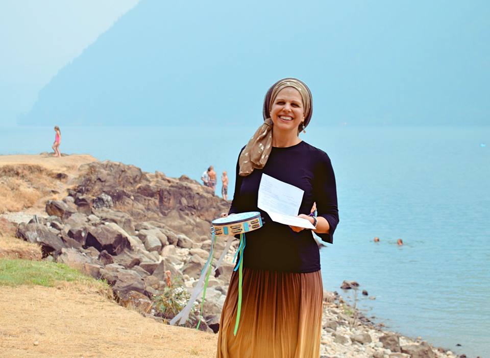 Chaya Lester beside the Dead Sea